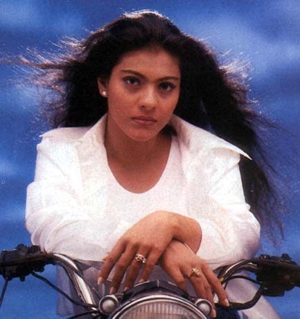 kajol16.jpg (33588 bytes)